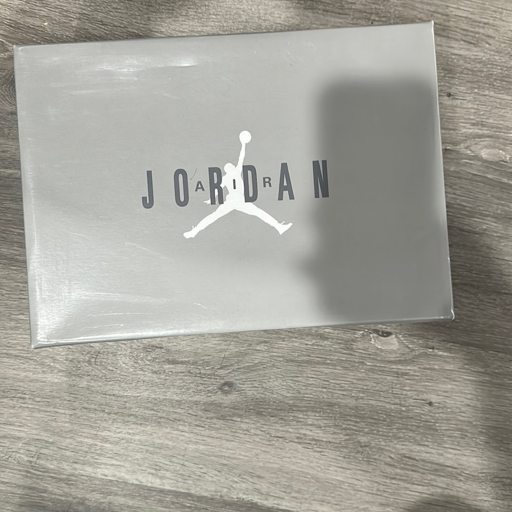 Jordan 11 cool grays